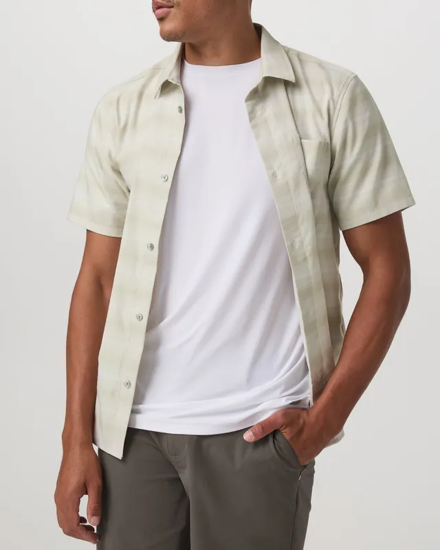 Short Sleeve Plaid Button Down Shirt