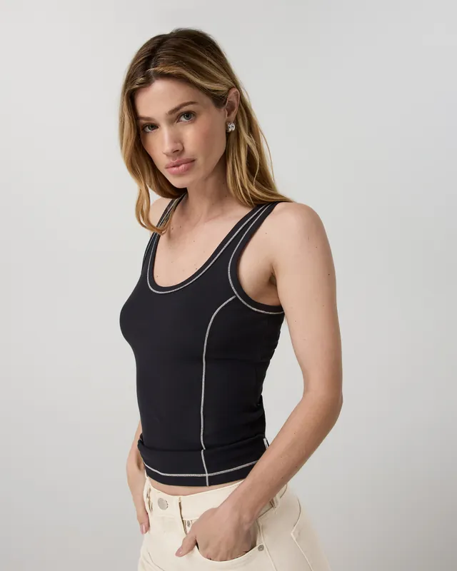 Pose Seams Tank