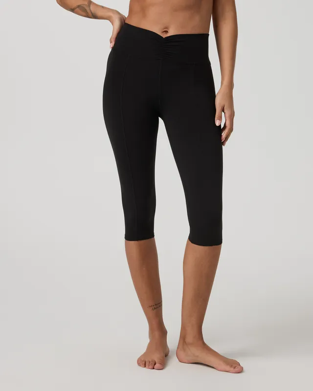 Vuori AllTheFeels™ Shirred Crop